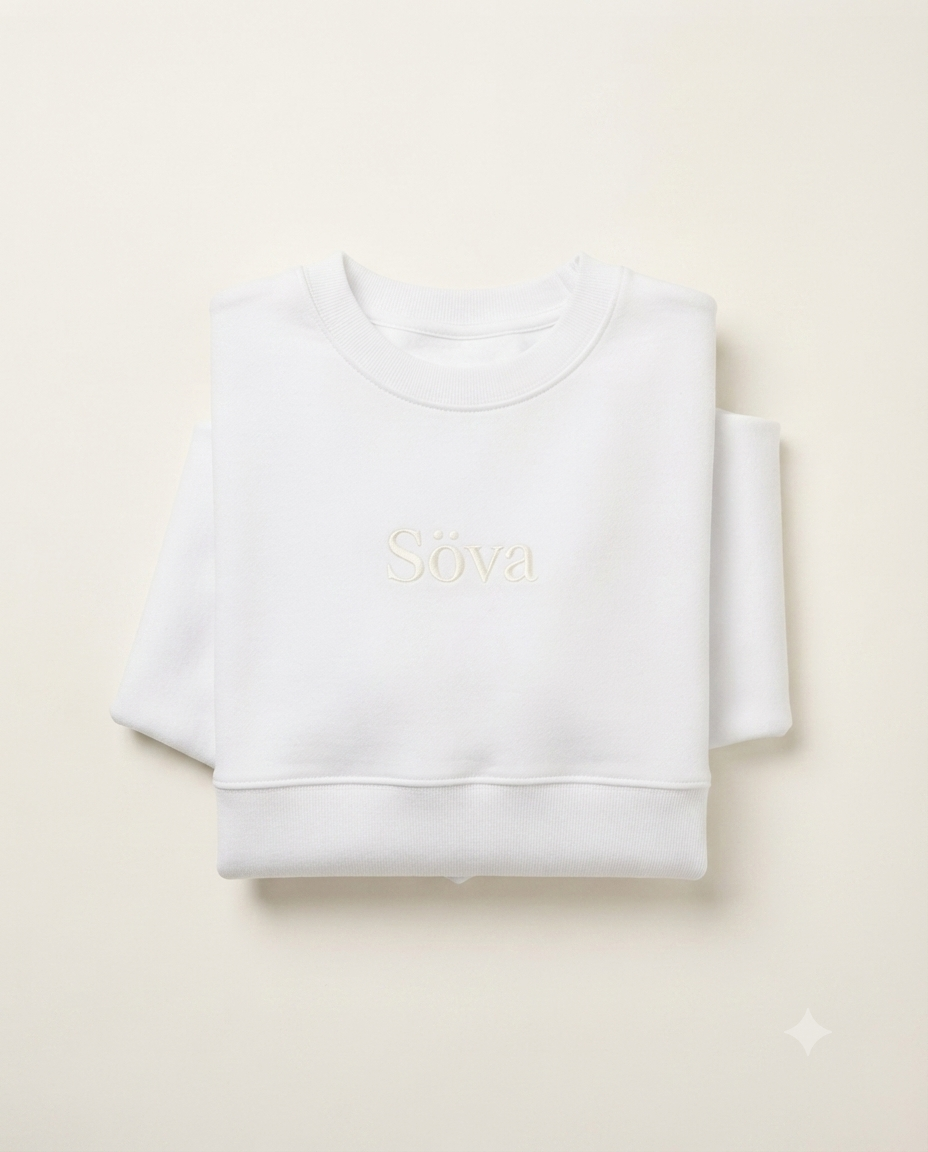 Snö Cropped Crewneck — Snö colorway, studio