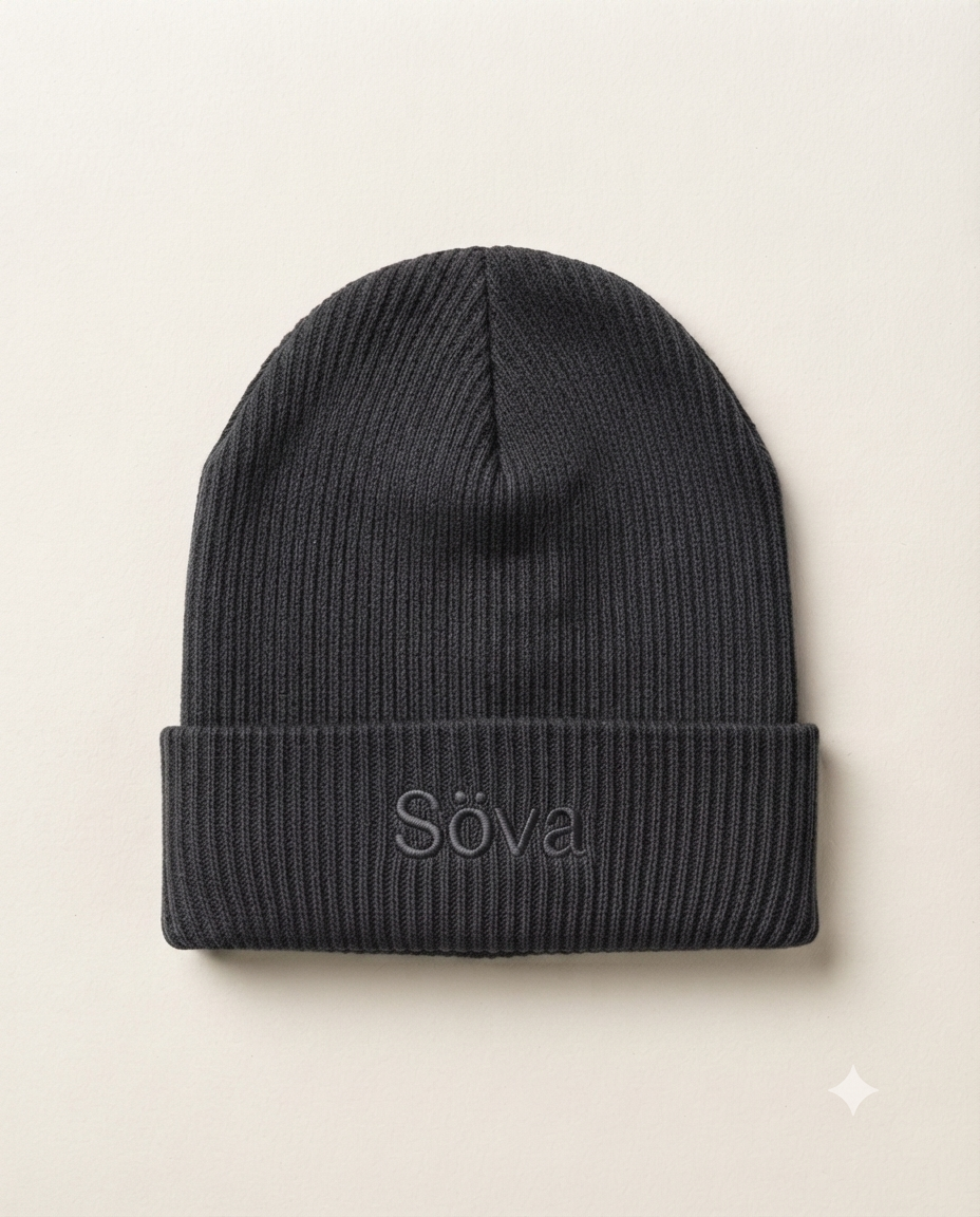 Vinter Ribbed Beanie — Kol colorway, studio