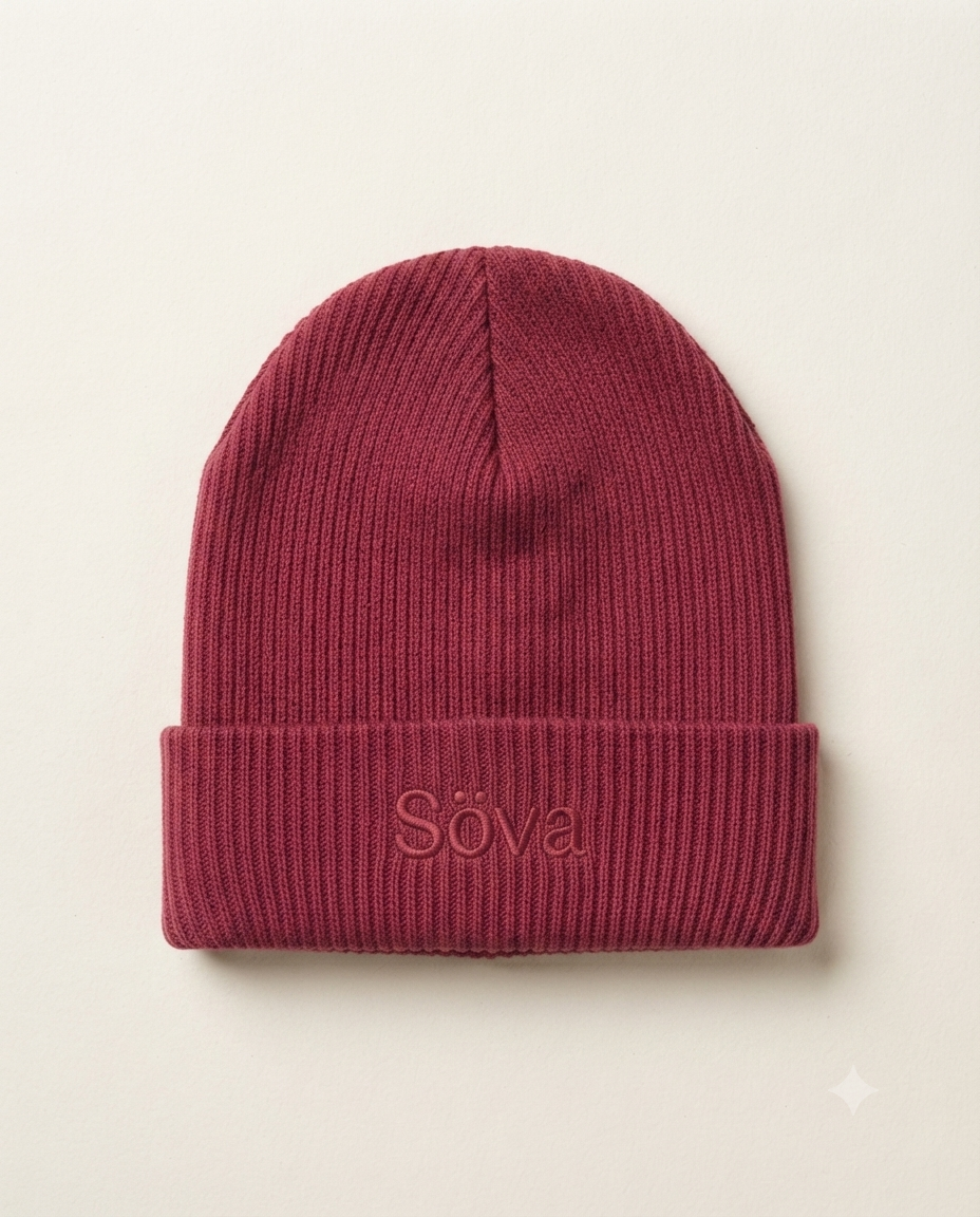 Vinter Ribbed Beanie — Lingon colorway, studio